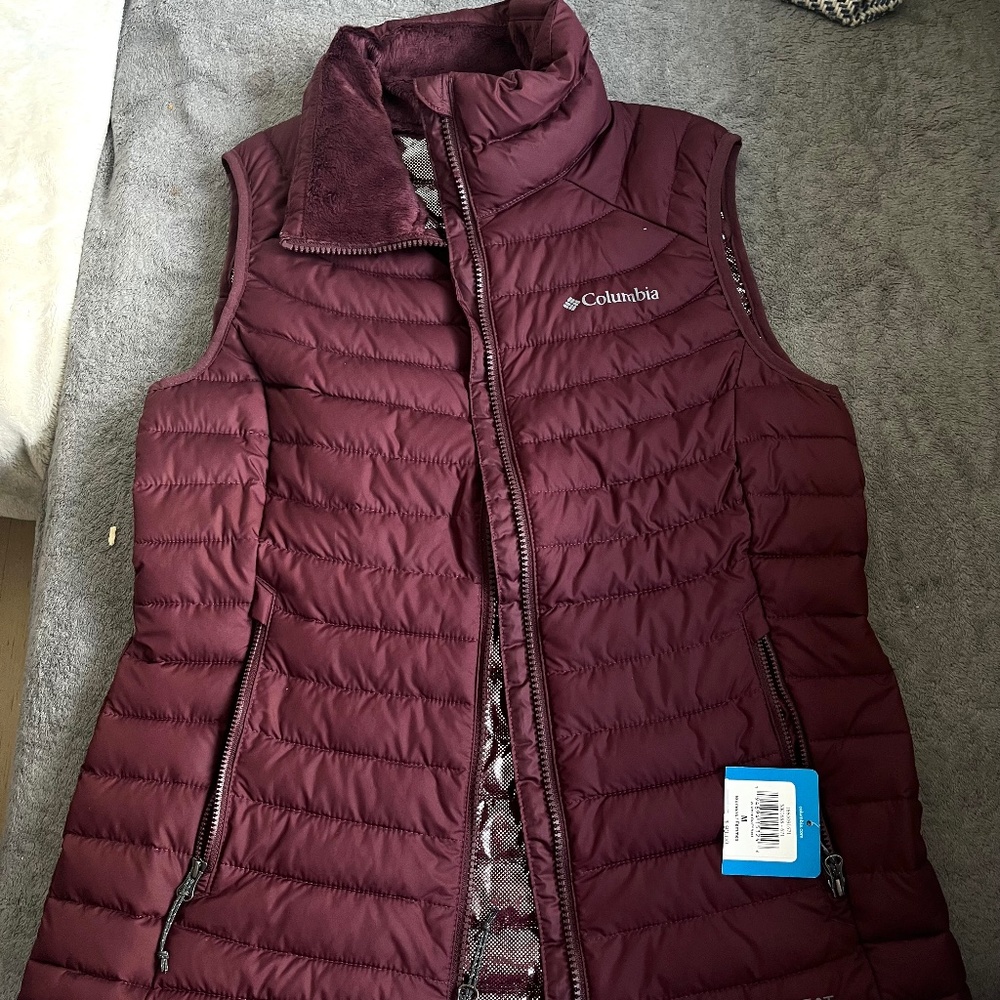 Columbia Women's Burgundy Vest - Medium NWT